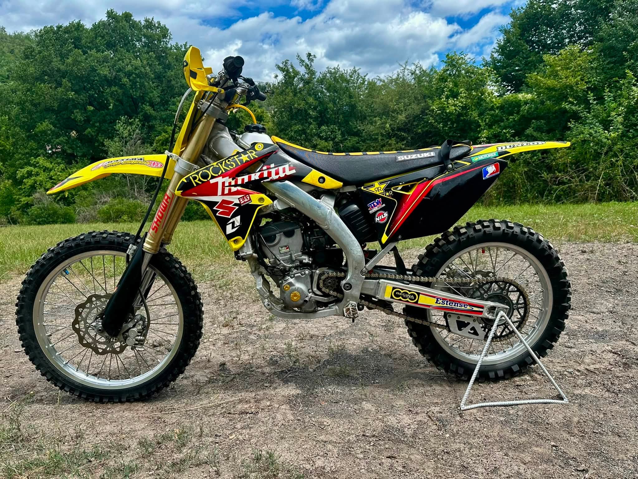 ELADÓ Suzuki RM-Z 250 2014 – Injektoros, megkímélt, azonnal motorozható!