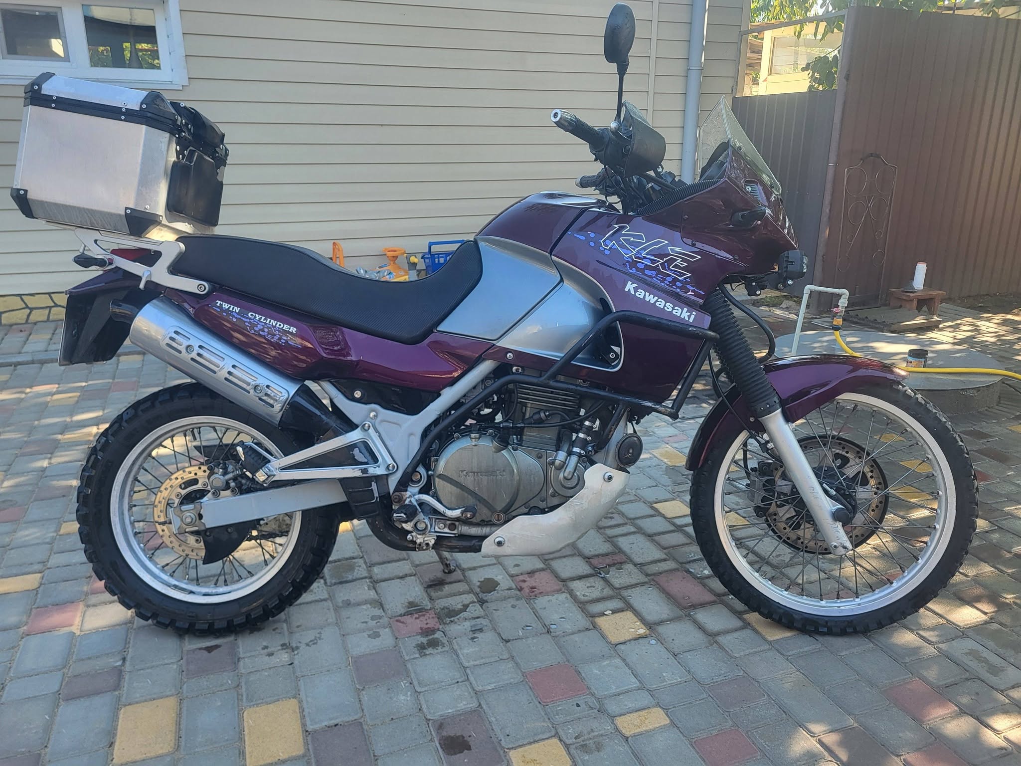 Софт-эндуро Kawasaki KLE 500