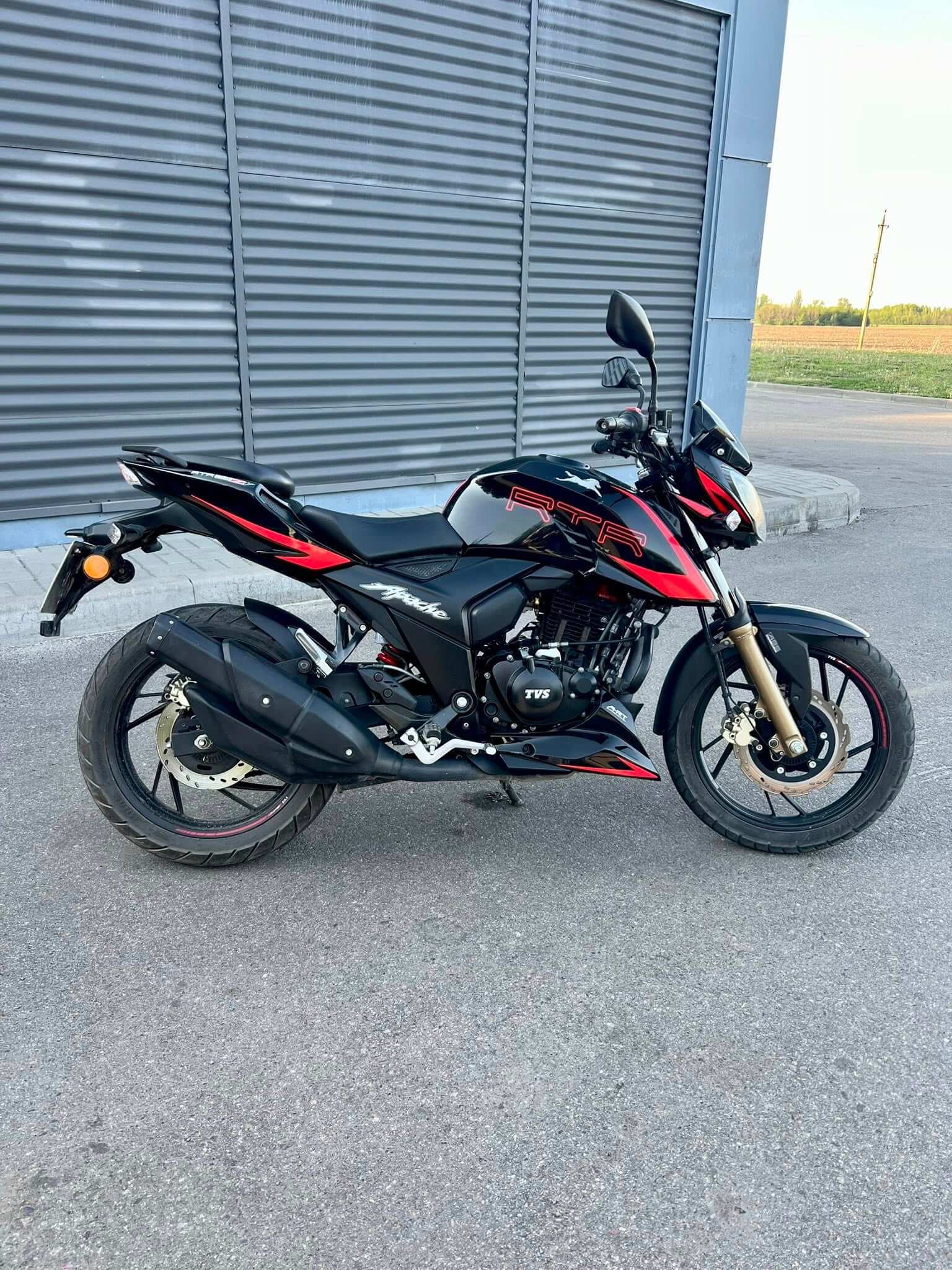 Продам TVS Apache 200 FI 2021 — фото 2